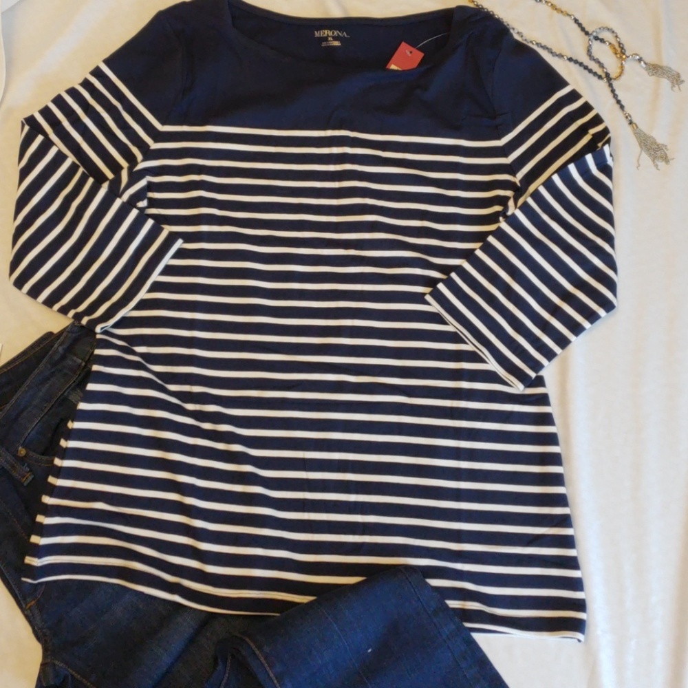 Navy Stiped Boatneck